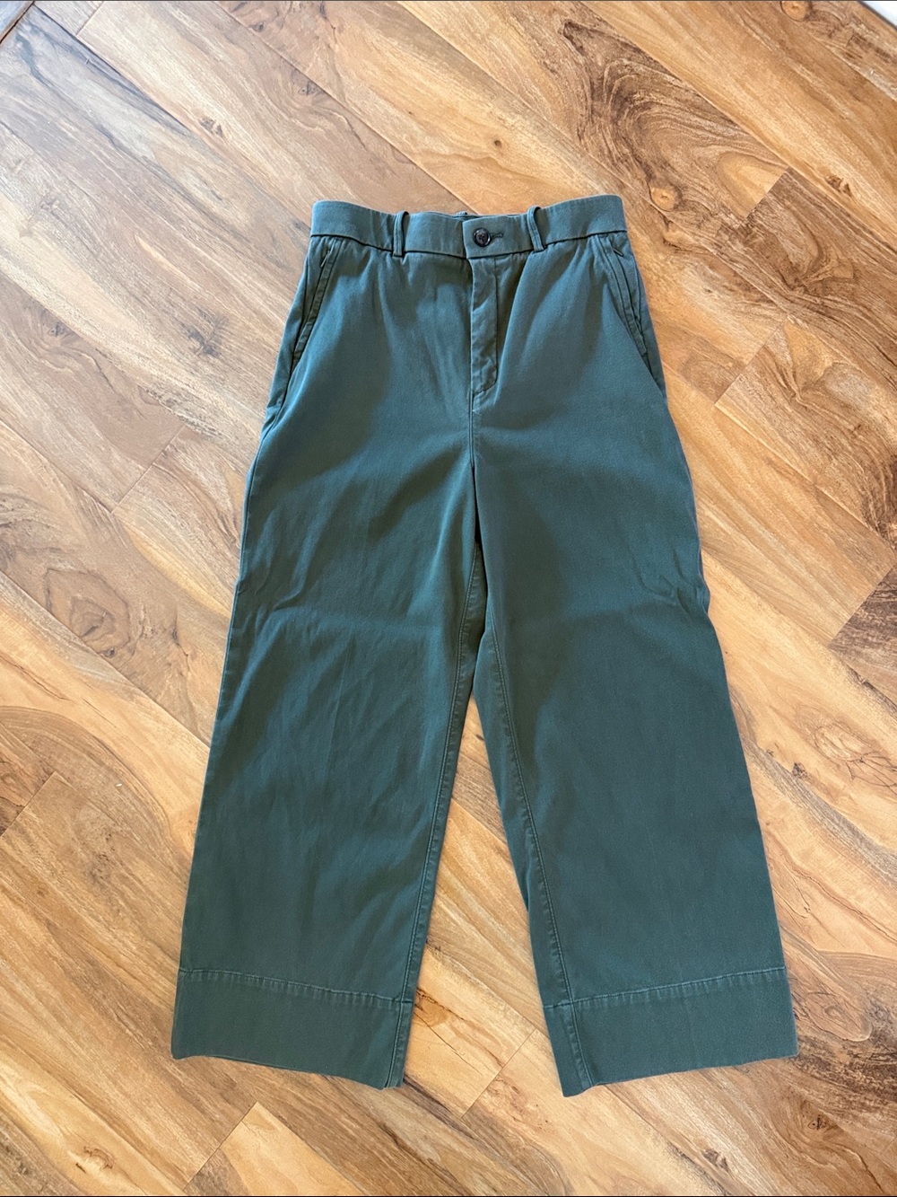 SPANX Women’s Olive Green Cropped Twill Pants - Size Large Tall